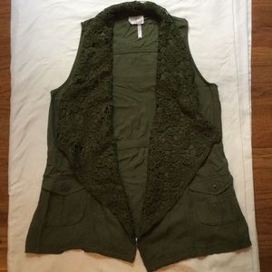 Matilda Jane vest SIZE: 14